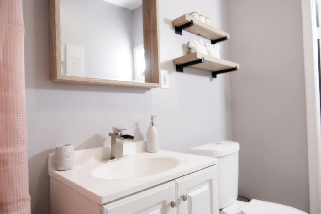 פרובידנס Cozy Apartment 1St 10Min Walk Downtown And City View מראה חיצוני תמונה